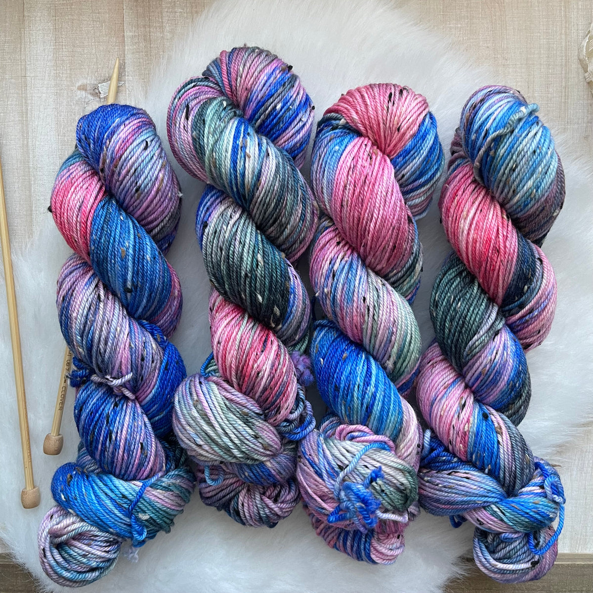 GREATEST SHOW - Tweed DK - 4 Pack